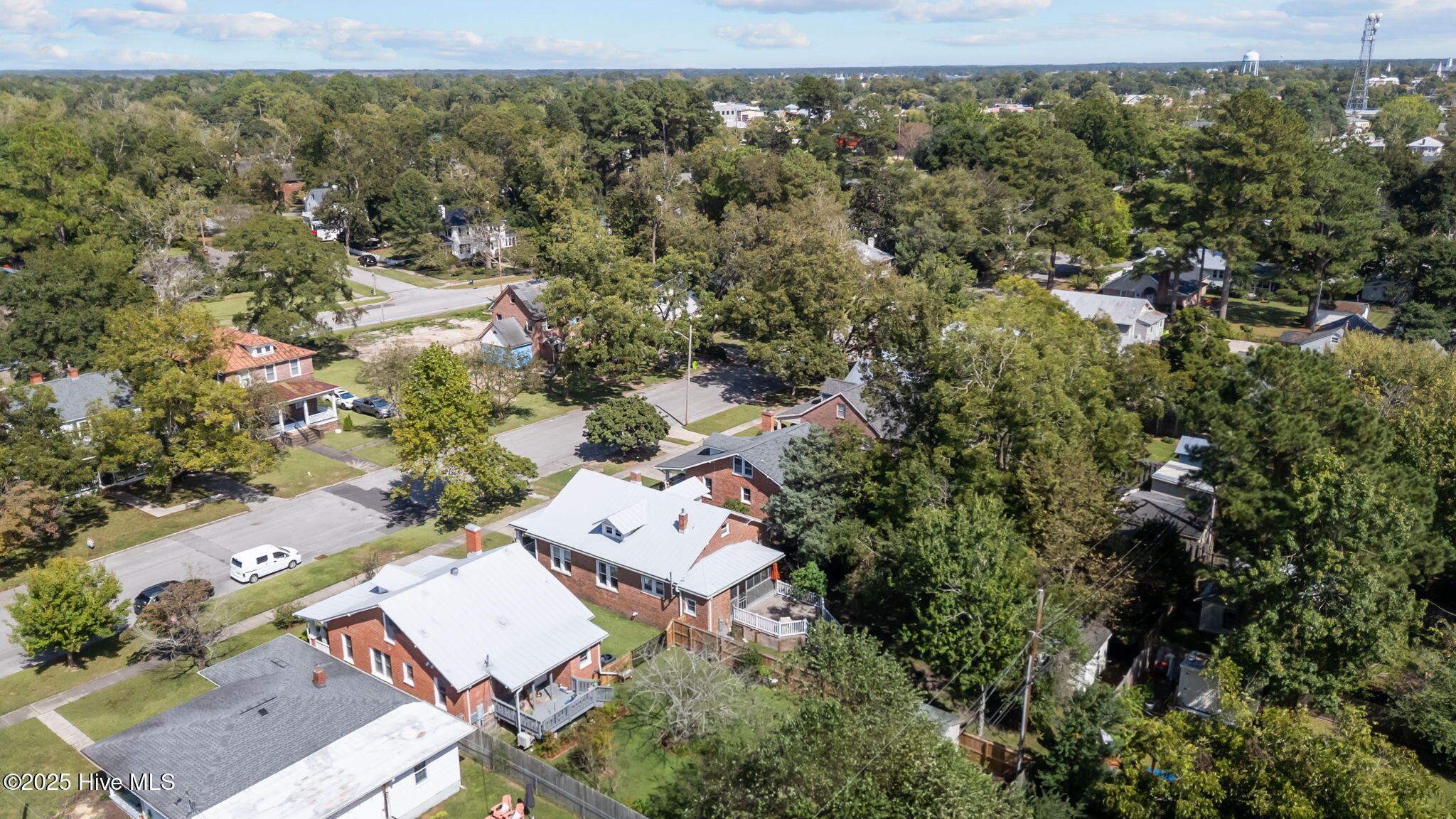 1519 Rhem Avenue New Bern, NC 28560 - Photo 39 of 41 46-web-or-mls-DJI_20251003134835_0006_D