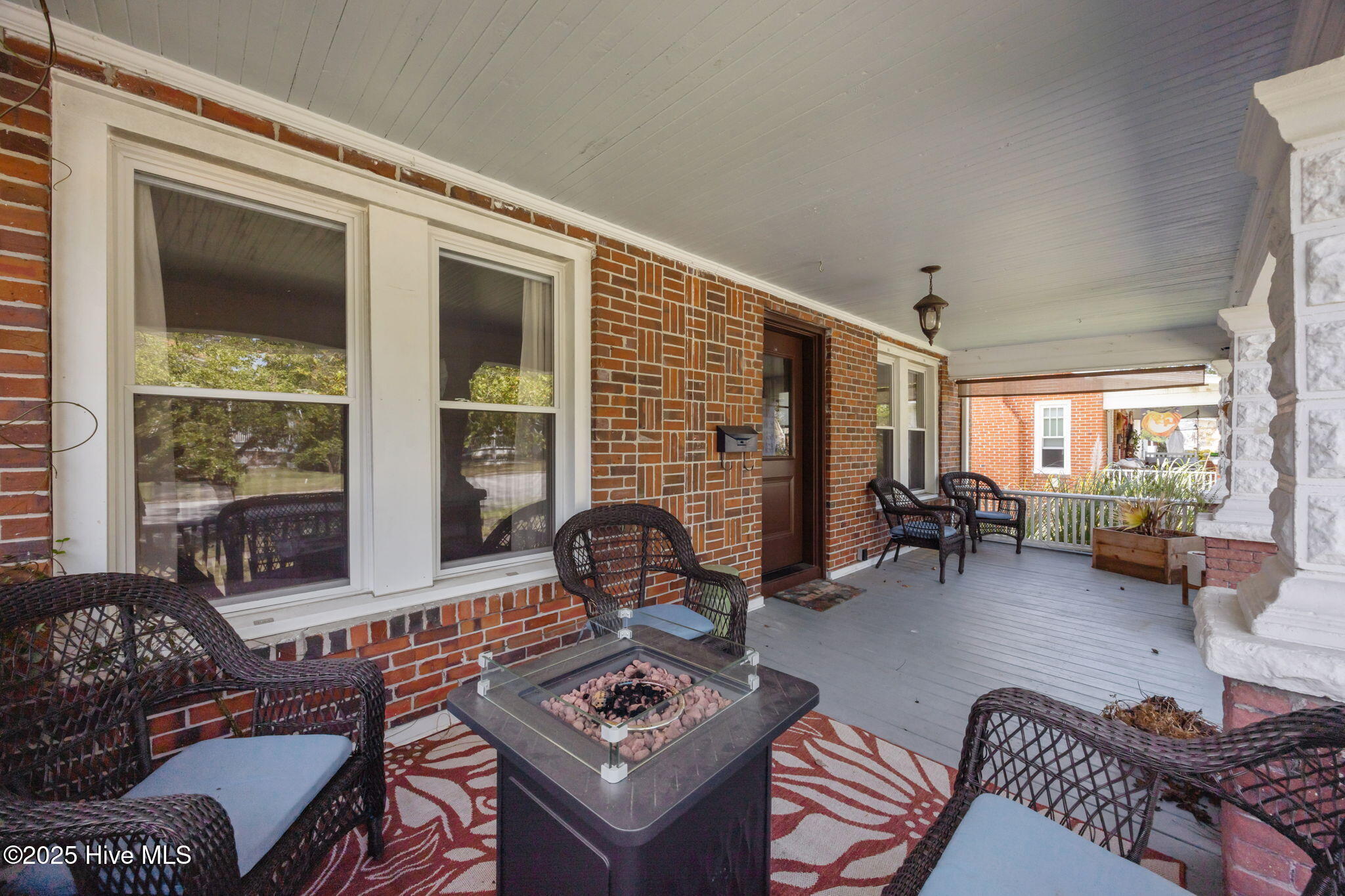 1519 Rhem Avenue New Bern, NC 28560 - Photo 5 of 41 28-web-or-mls-0C0A1271