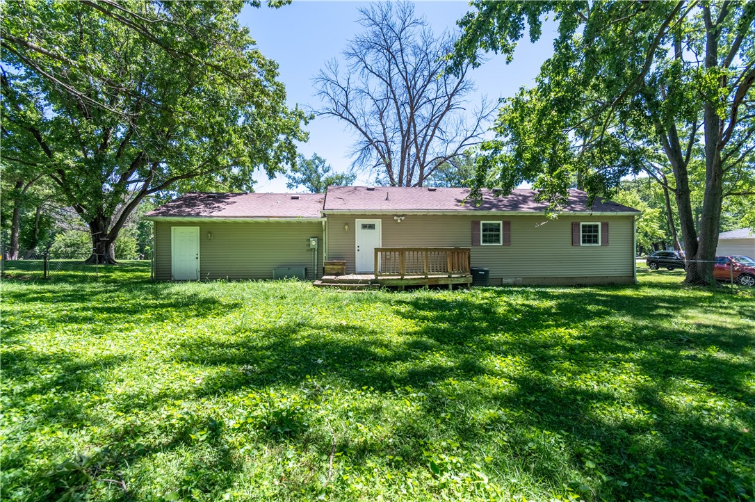 2325 South Richmond Road Decatur, IL 62521 - Photo 15 of 16