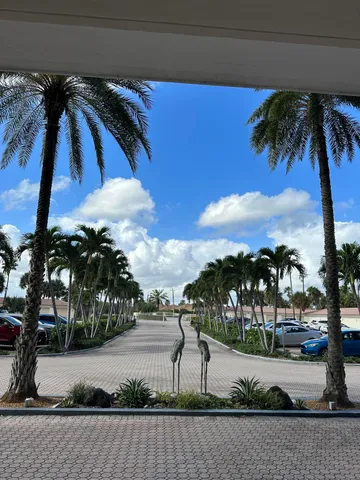 $4,000 | 3100 North Hwy A1A, Unit 502, Fort Pierce, FL 34949