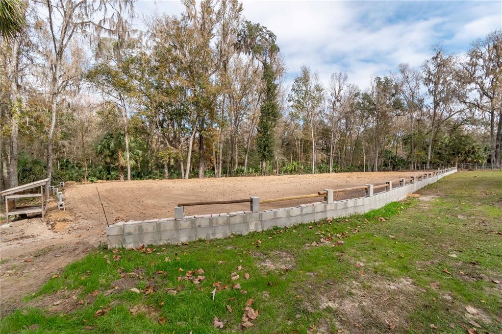 22924 Northwest 91st Court Road Micanopy, FL 32667 - Photo 46 of 95