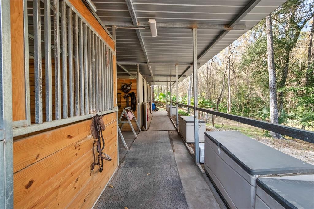 22924 Northwest 91st Court Road Micanopy, FL 32667 - Photo 65 of 95 a view of a balcony