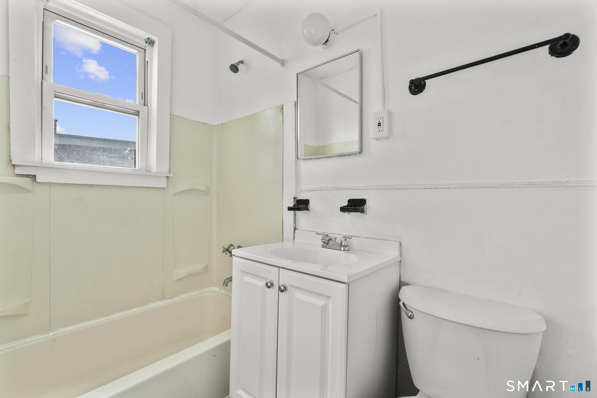 313 High Street, Unit 3S New Britain, CT 06051 - Photo 17 of 17