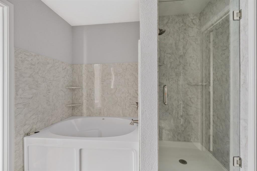 1725 Willow Way Anna, TX 75409 - Photo 25 of 33 a bath tub sitting next to a shower