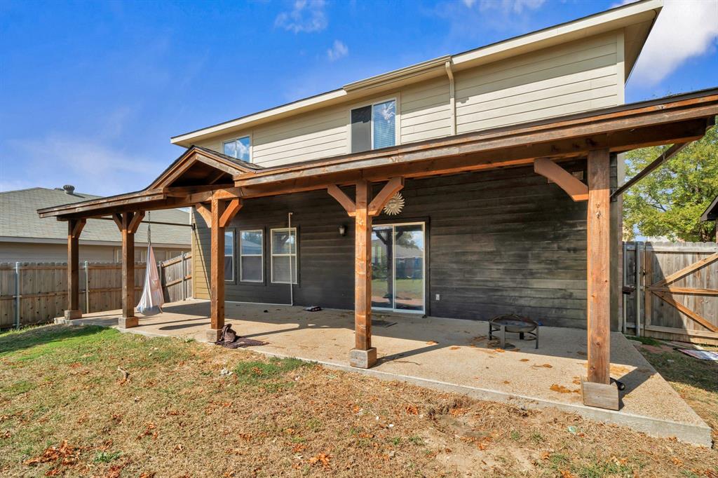 1725 Willow Way Anna, TX 75409 - Photo 30 of 33 a front view of a house