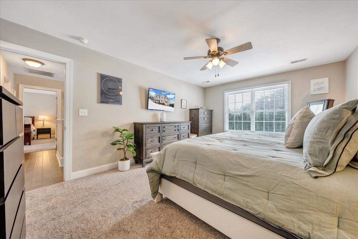 1389 Fieldgate Road Salem, VA 24153 - Photo 30 of 54 30-MIB06975