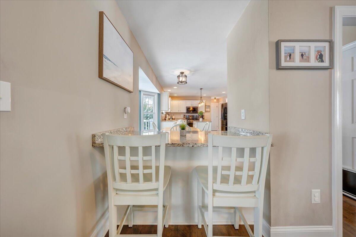 1389 Fieldgate Road Salem, VA 24153 - Photo 8 of 54 08-MIB06906