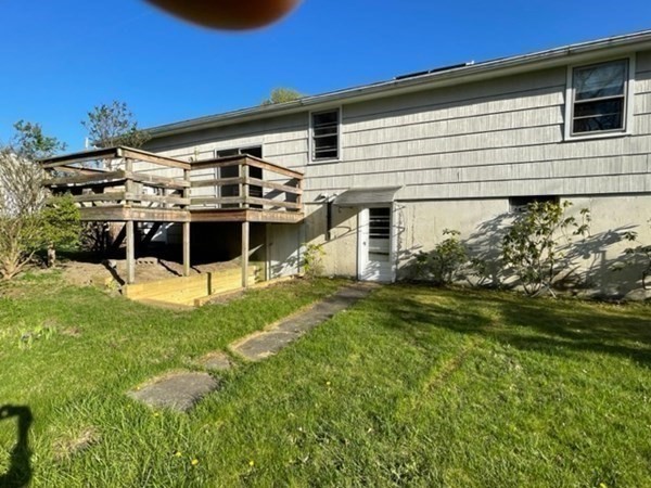20 Williams Road North Grafton, MA 01536 - Photo 3 of 21 Gallery Image 3