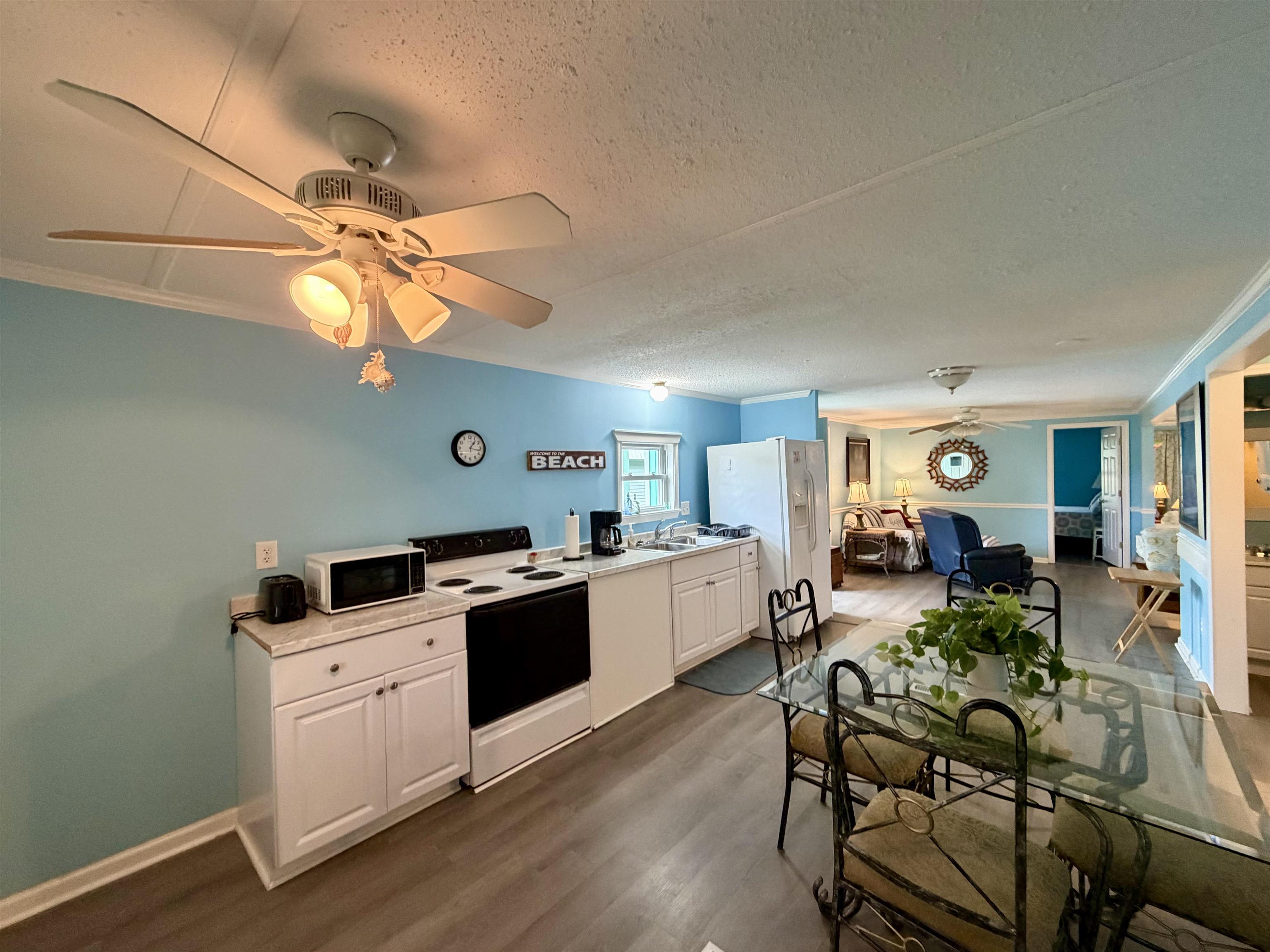 276 Flamingo Surfside Beach, SC 29575 - Photo 4 of 32