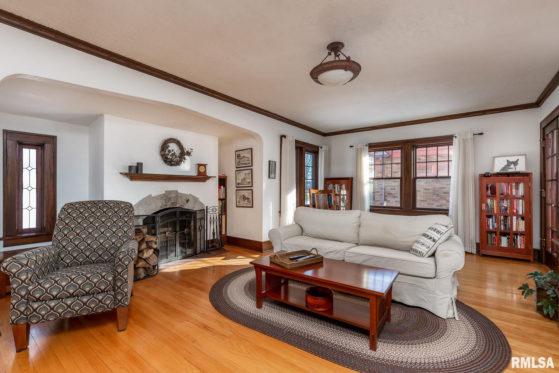 2521 28th Street Moline, IL 61265 - Photo 2 of 29 Gallery Image 2