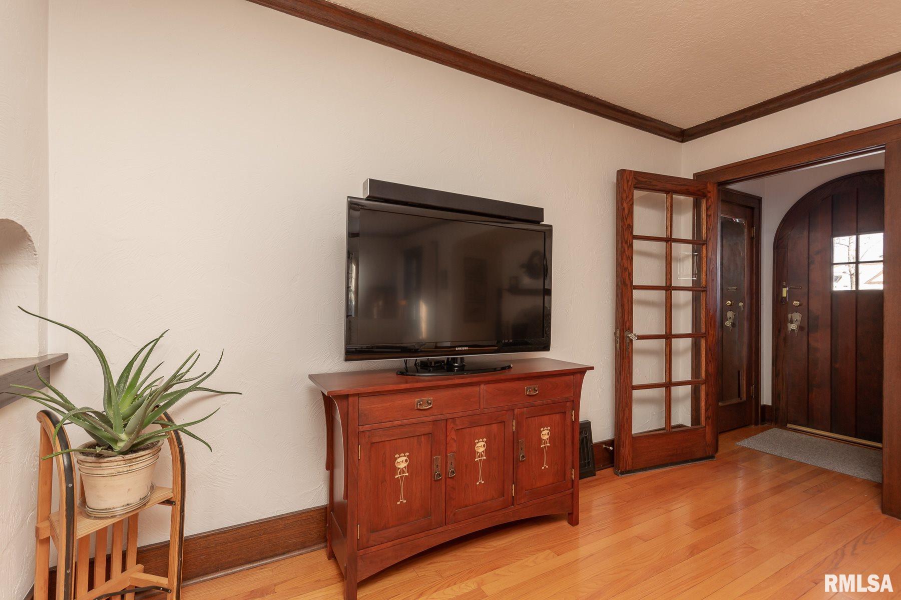 2521 28th Street Moline, IL 61265 - Photo 5 of 29 Gallery Image 5