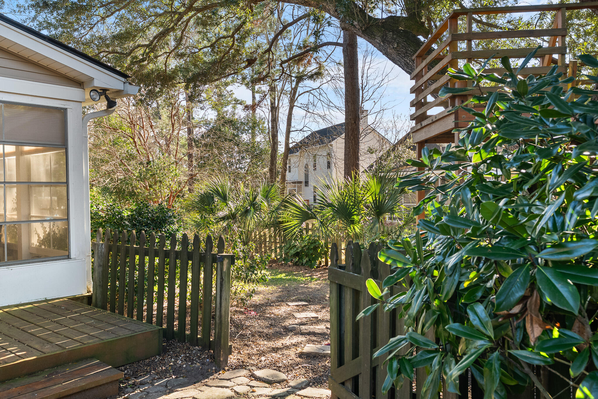 1330 Somersby Lane Mount Pleasant, SC 29466 - Photo 30 of 43 Backyard
