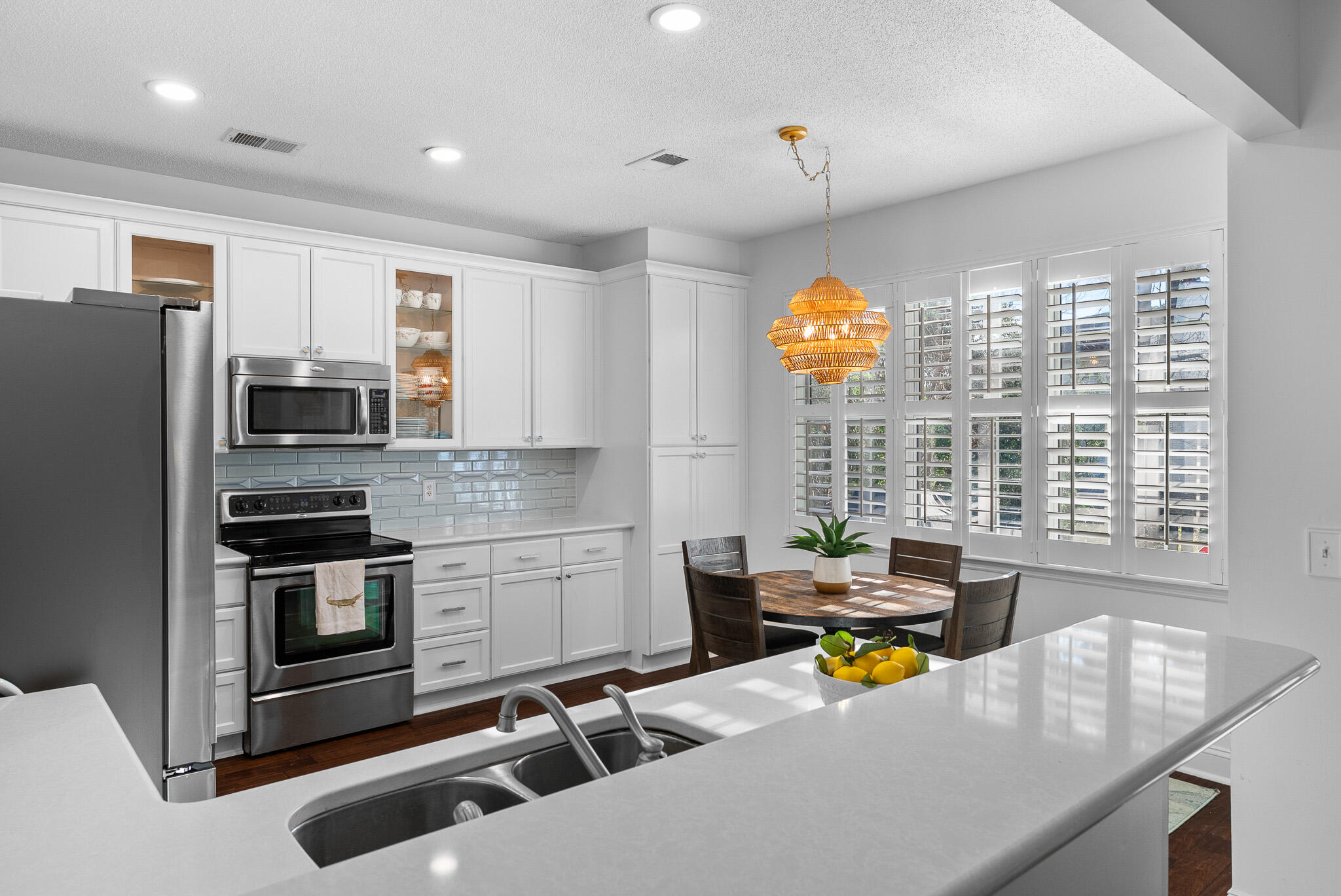 1330 Somersby Lane Mount Pleasant, SC 29466 - Photo 3 of 43 Kitchen