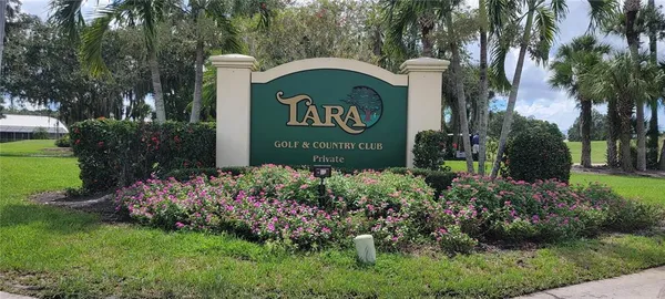 $193,000 | 6330 Green Oak Circle, Unit 6330, Bradenton, FL 34203
