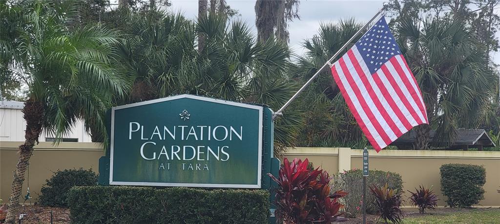 6330 Green Oak Circle, Unit 6330 Bradenton, FL 34203 - Photo 6 of 58 a sign that is on the side of a building