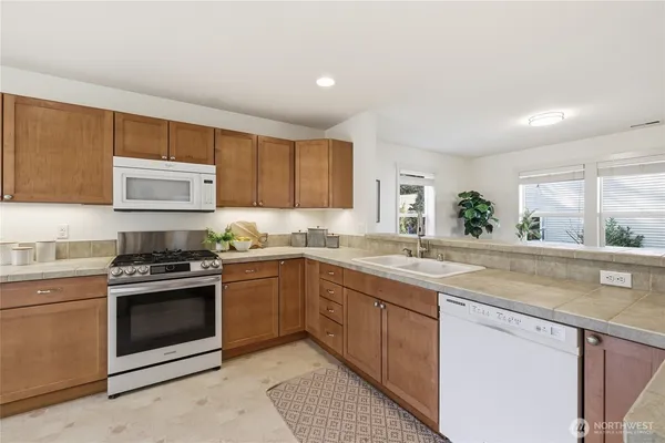 $1,000,000 | 36703 Southeast Gravenstein Court, Snoqualmie, WA 98065