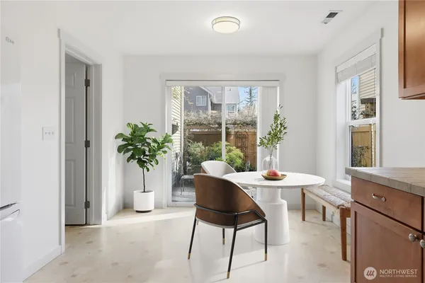 $1,000,000 | 36703 Southeast Gravenstein Court, Snoqualmie, WA 98065