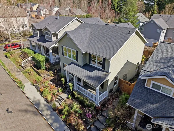 $1,000,000 | 36703 Southeast Gravenstein Court, Snoqualmie, WA 98065