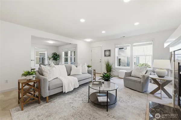 $1,000,000 | 36703 Southeast Gravenstein Court, Snoqualmie, WA 98065