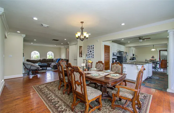 $875,000 | 8659 Hall's Retreat Court, Missouri City, TX 77459