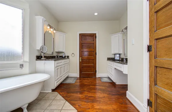 $875,000 | 8659 Hall's Retreat Court, Missouri City, TX 77459