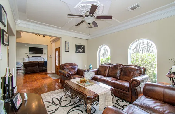 $875,000 | 8659 Hall's Retreat Court, Missouri City, TX 77459