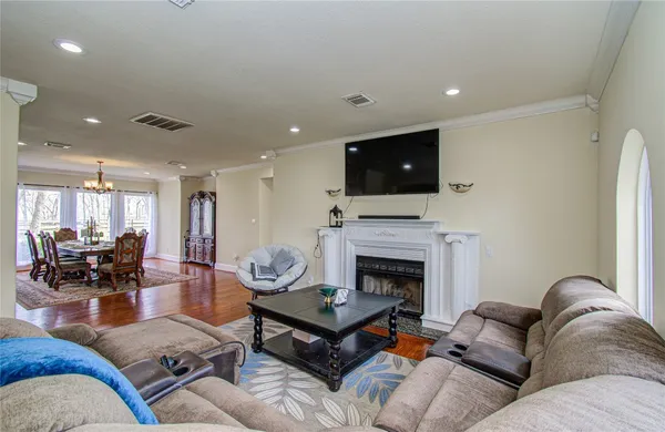 $875,000 | 8659 Hall's Retreat Court, Missouri City, TX 77459