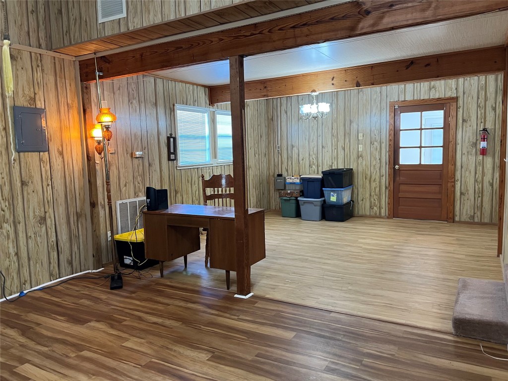 27306 Ranch Road 12 Dripping Springs, TX 78620 - Photo 15 of 40