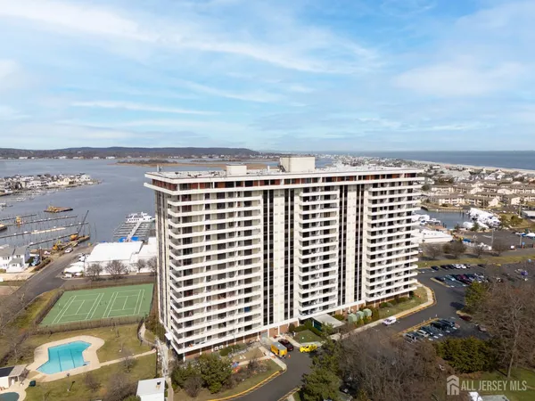 $1,143,100 | 1 Channel Drive, Unit 1707, Monmouth Beach, NJ 07750