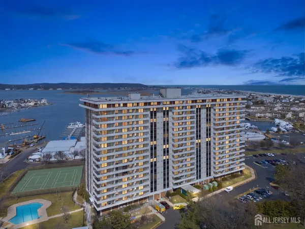 $1,143,100 | 1 Channel Drive, Unit 1707, Monmouth Beach, NJ 07750