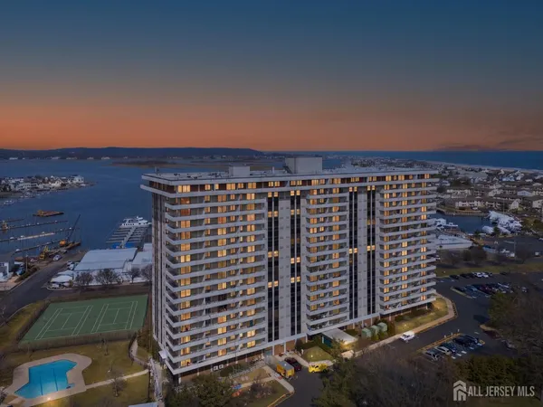 $1,143,100 | 1 Channel Drive, Unit 1707, Monmouth Beach, NJ 07750