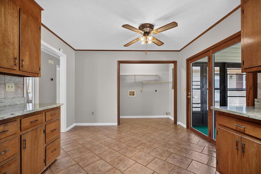 7 Featherstone Drive Lyndhurst, VA 22952 - Photo 19 of 66
