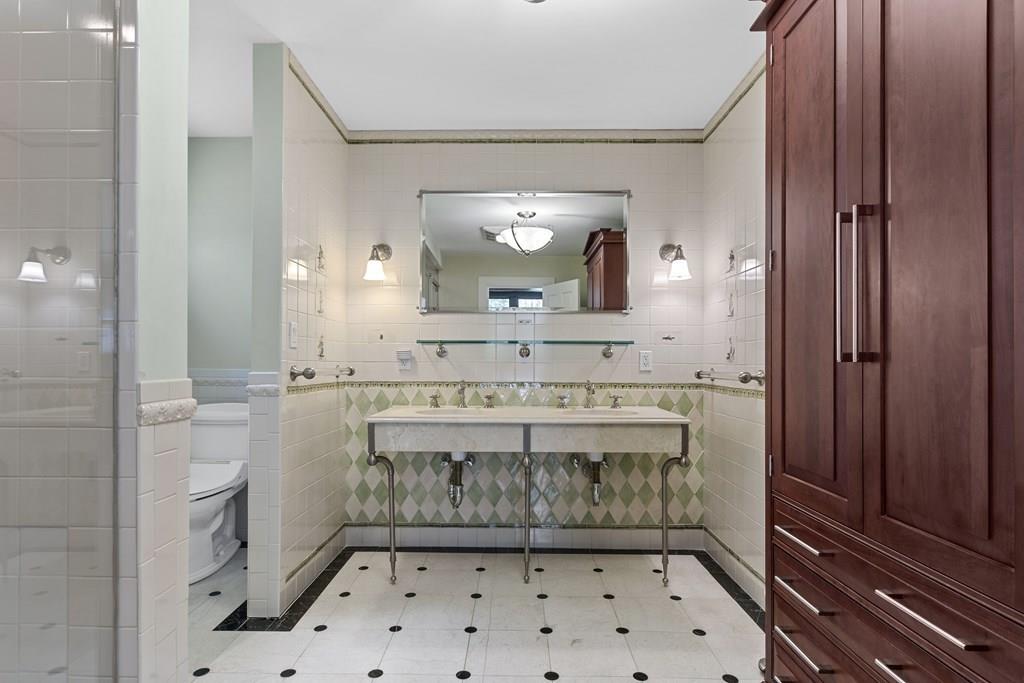 178 Highland Road Somerset, MA 02726 - Photo 21 of 42 Gallery Image 21