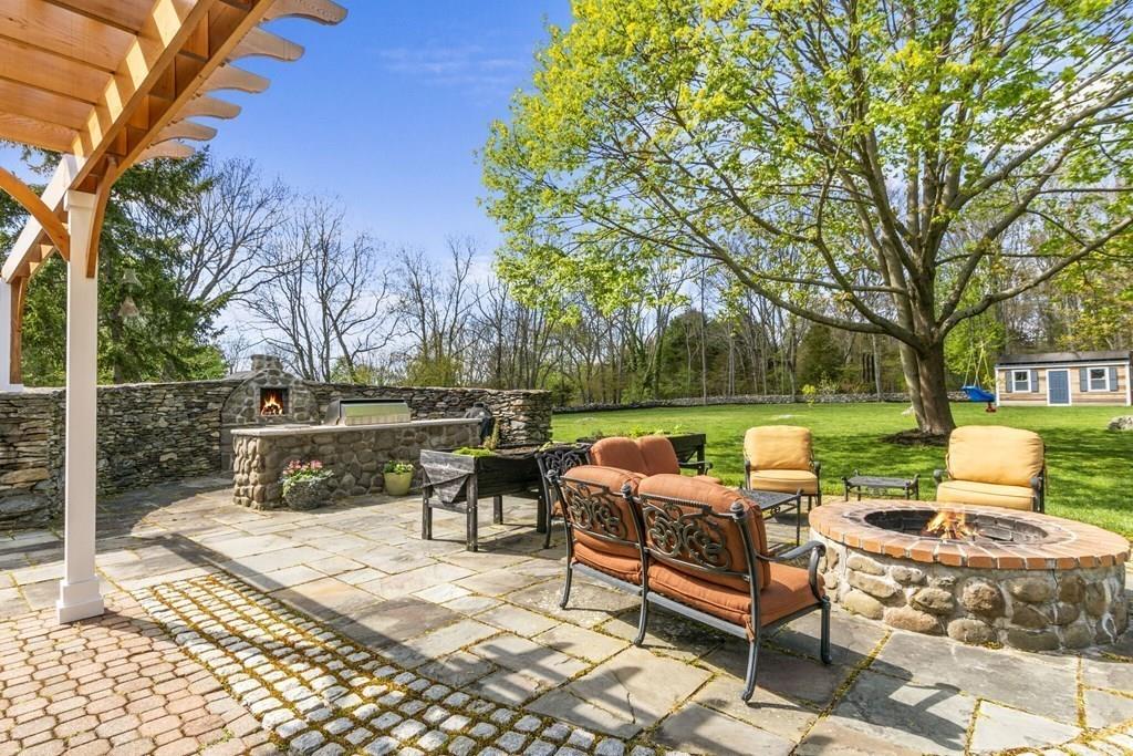178 Highland Road Somerset, MA 02726 - Photo 31 of 42 Gallery Image 31