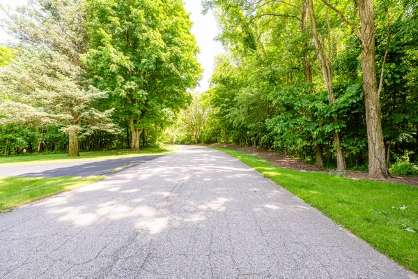 $49,900 | 4172 Pine Wood Drive, Benton Harbor, MI 49022