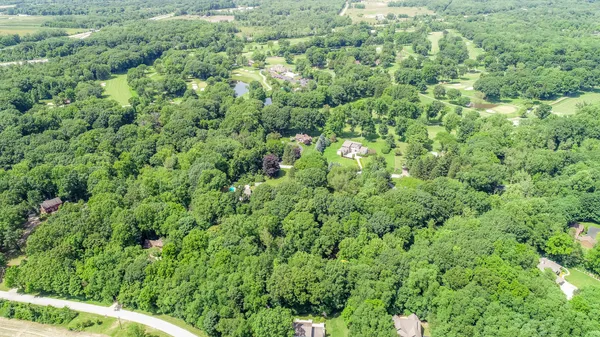 $49,900 | 4172 Pine Wood Drive, Benton Harbor, MI 49022