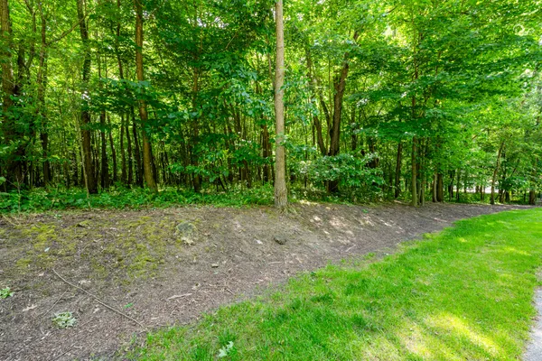 $49,900 | 4172 Pine Wood Drive, Benton Harbor, MI 49022