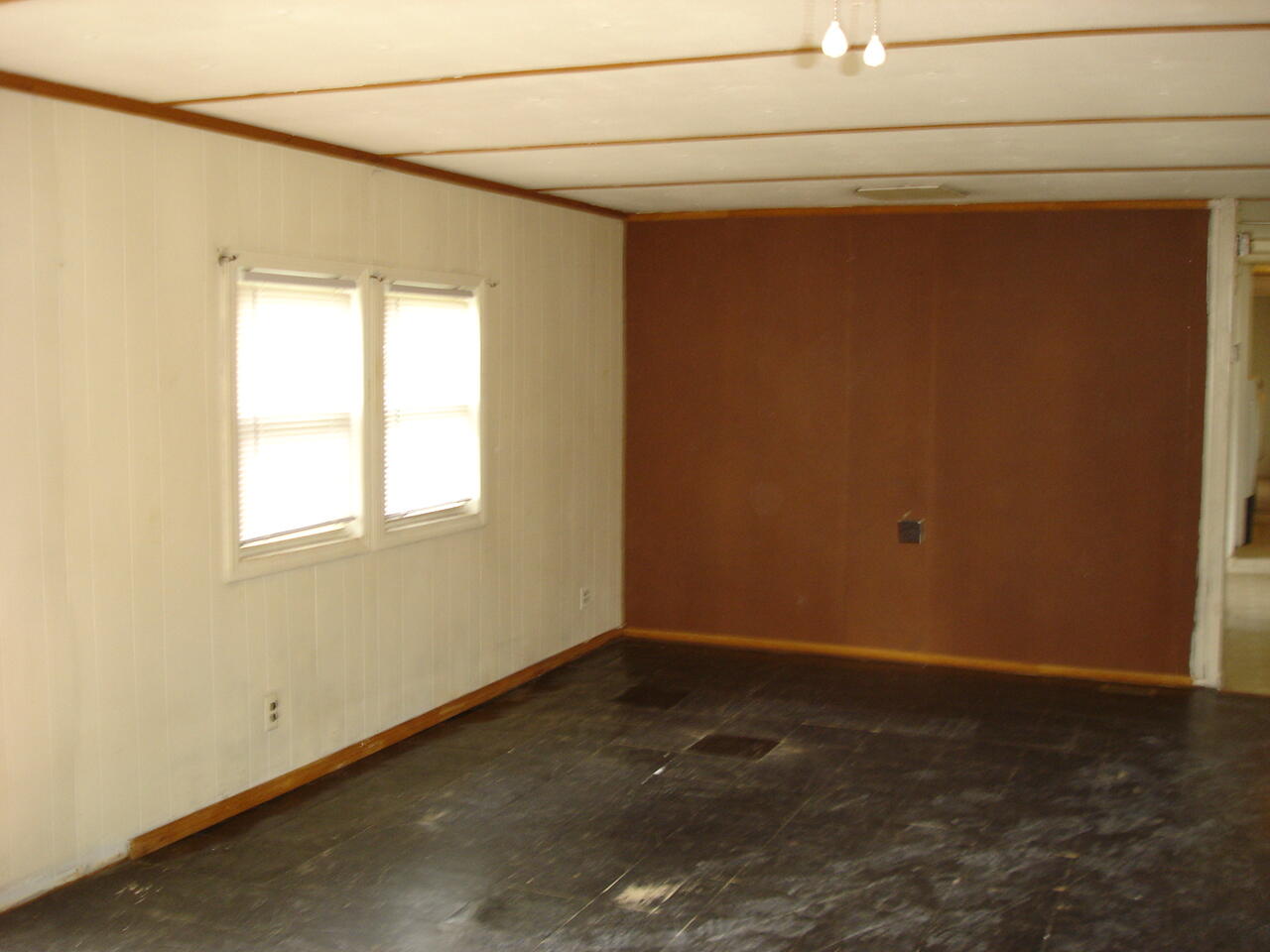 8 Holiday Lane Standish, ME 04084 - Photo 9 of 24 DSC00266