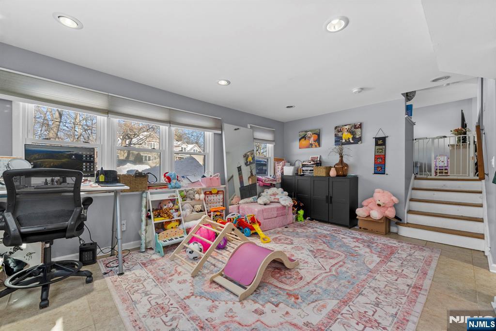 77 Riverside Drive Denville, NJ 07834 - Photo 12 of 20