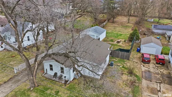 $137,499 | 5312 North Montclair Avenue, Peoria, IL 61614