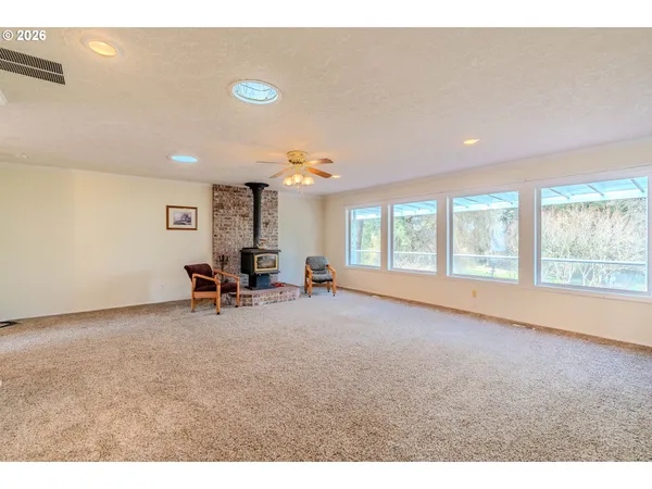 $899,900 | 18183 Southeast Richey Road, Gresham, OR 97080