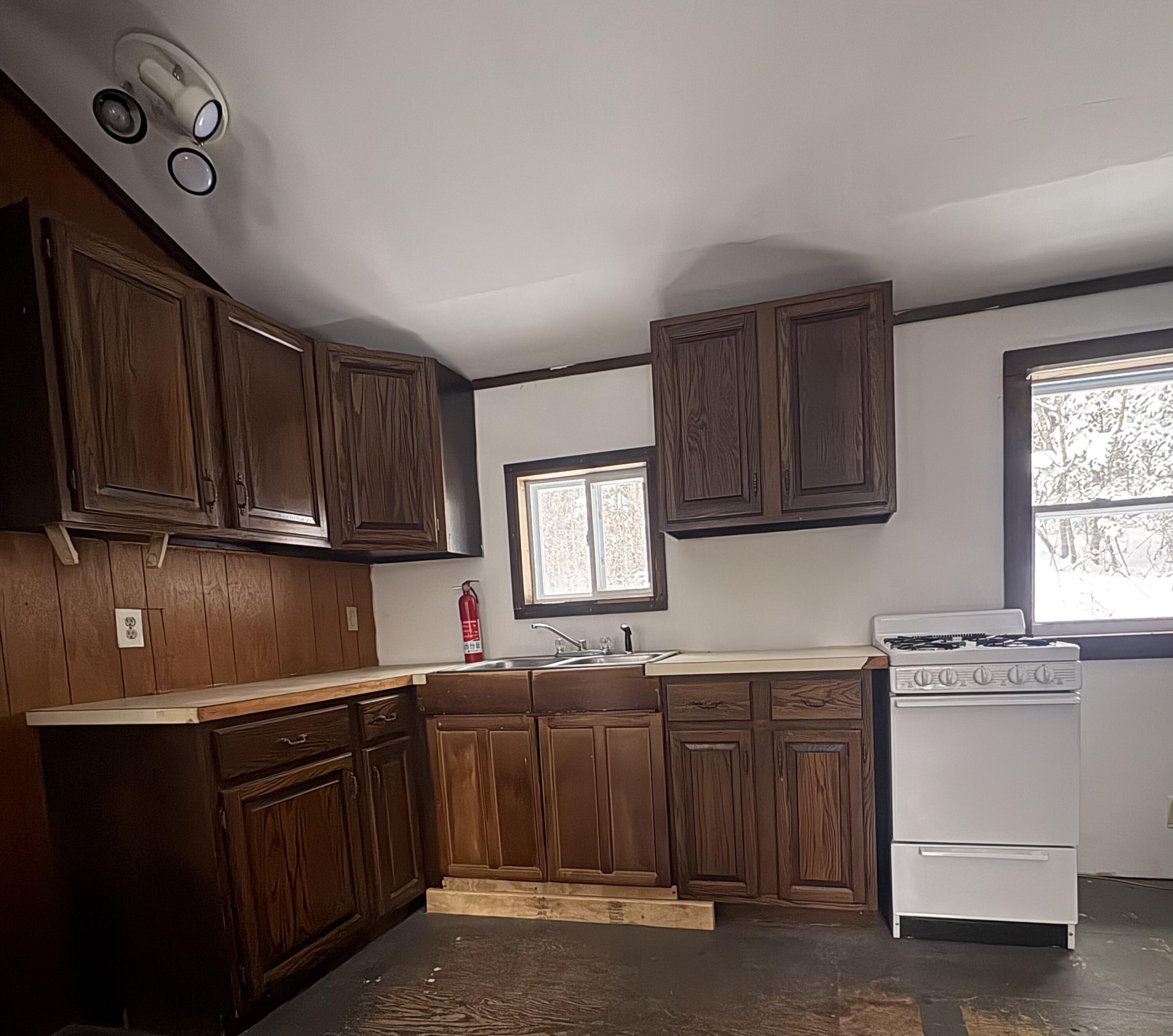 530 Foster Hill Road Strong, ME 04983 - Photo 5 of 10 IMG_7129