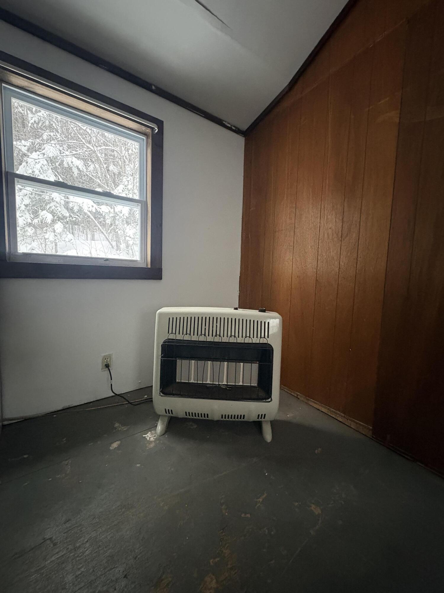 530 Foster Hill Road Strong, ME 04983 - Photo 7 of 10 IMG_7130