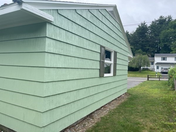 4188 Main Street Palmer, MA 01069 - Photo 5 of 22 a backyard of a house