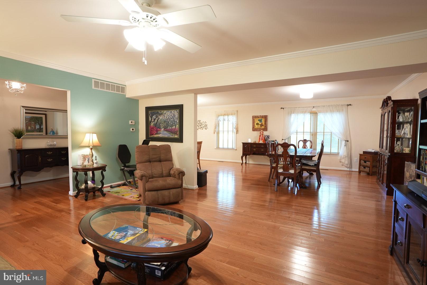 114 Salina Road Sewell, NJ 08080 - Photo 11 of 86