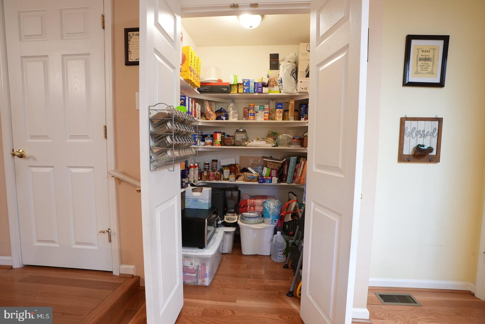 114 Salina Road Sewell, NJ 08080 - Photo 24 of 86