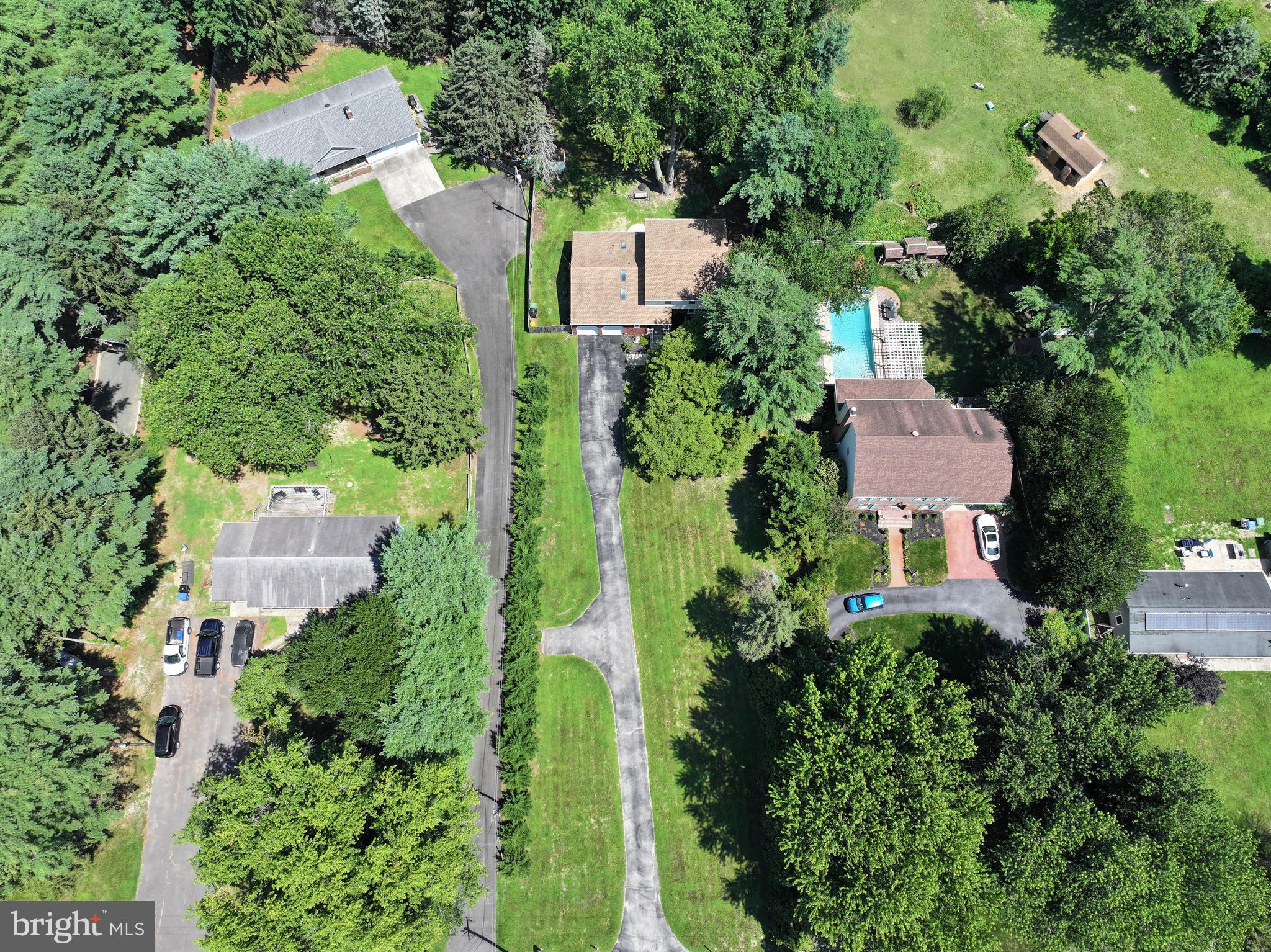 114 Salina Road Sewell, NJ 08080 - Photo 83 of 86 an aerial view of a house with a yard and garden