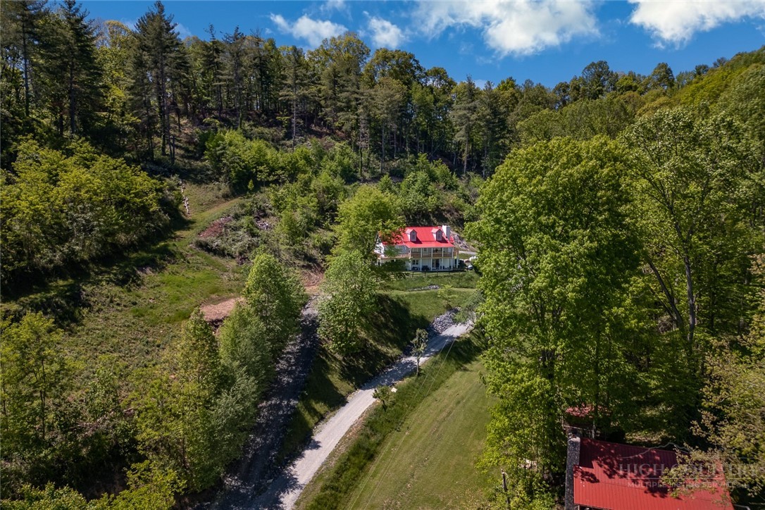 283 Deer Ridge Road Crumpler, NC 28617 - Photo 2 of 39