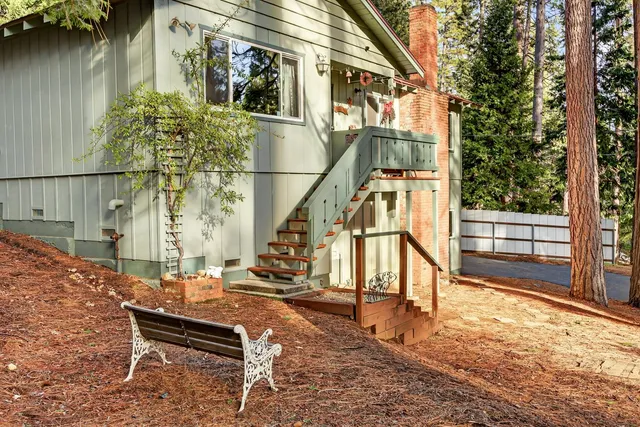 $379,000 | 2830 Black Oak Drive, Arnold, CA 95223