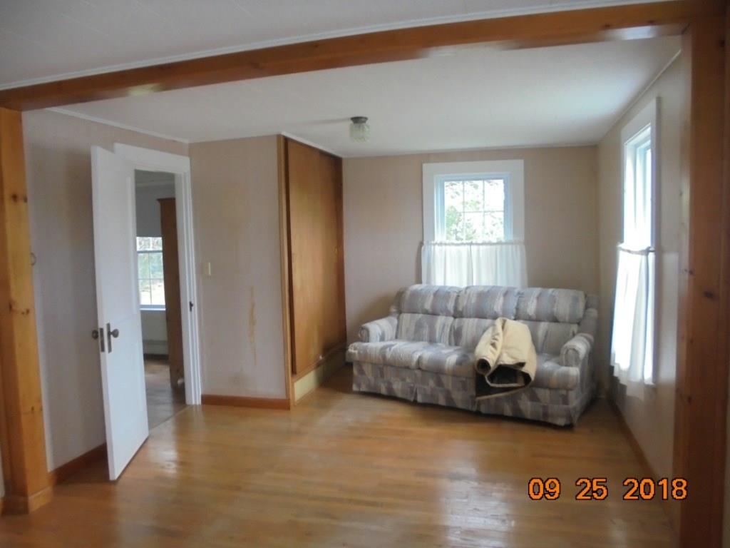 726 River Road North Anson, ME 04958 - Photo 14 of 27 Living room